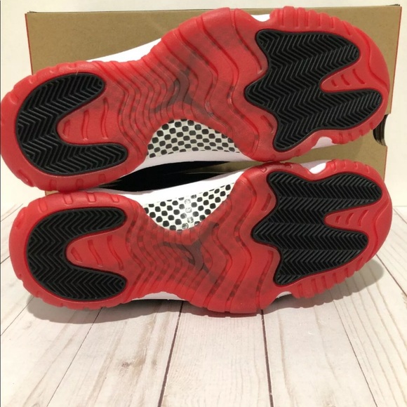 🔴SOLD🔴Air Jordan 11 Bred Retro XI 2019 Playoffs - Picture 5 of 8